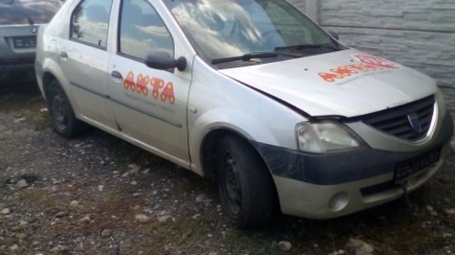 Dezmembrez Dacia Logan an 2005 motorizare 1.6