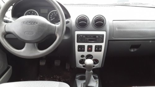 Dezmembrez Dacia Logan, an 2006, motorizare 1.4