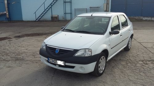 Dezmembrez dacia logan an 2006