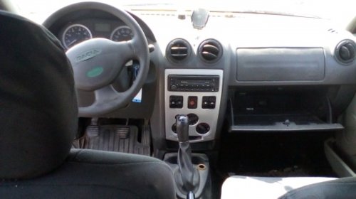 Dezmembrez Dacia Logan an 2009 motorizare 1.5 DCI