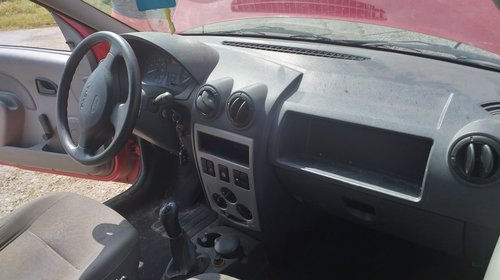 Dezmembrez Dacia Logan Mcv 1.4 MPI 2011