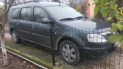 Dezmembrez dacia logan MCV an 2011, 1.6 16 valve, 105 cp