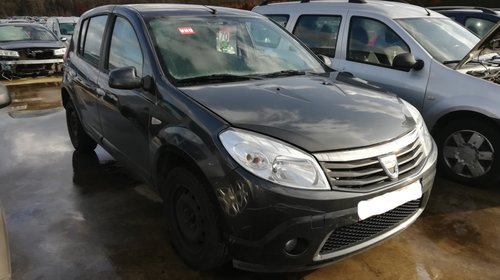 Dezmembrez Dacia Sandero 1 1.5 Dci