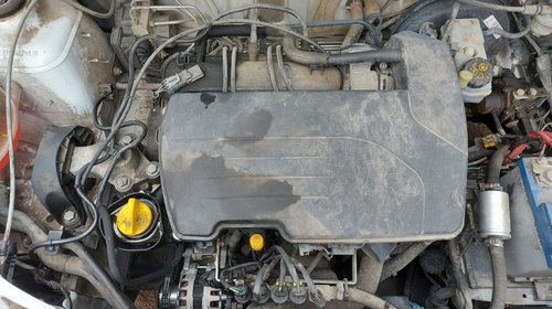 Dezmembrez Dacia Sandero 2 2016 Motor 1.2 Benzina Cod Motor D4F