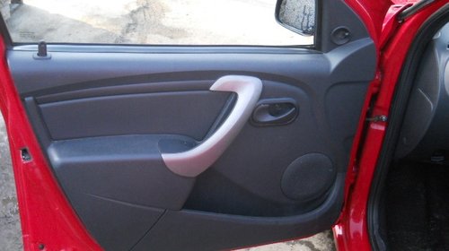 Dezmembrez Dacia Sandero 2009 Hatchback 1.4 si 1.2 benzina