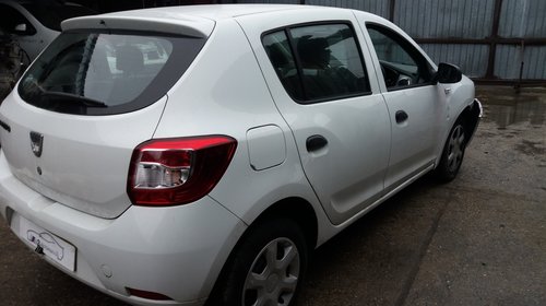 Dezmembrez Dacia Sandero 2013 HATCHBACK 1,2