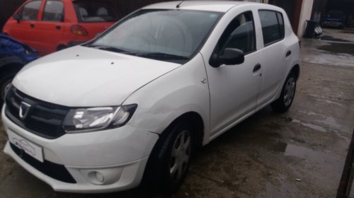 Dezmembrez Dacia Sandero 2014 hatchback 1,2 16 v