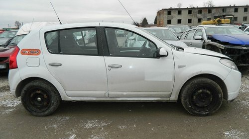 Dezmembrez Dacia Sandero , motor 1.4 Benzina