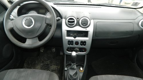 Dezmembrez Dacia Sandero , motor 1.4 Benzina