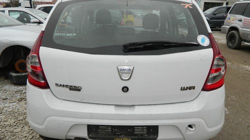 Dezmembrez Dacia Sandero , motor 1.4 Benzina