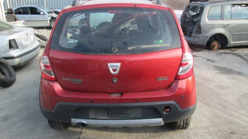 Dezmembrez Dacia Sandero Stepway1.5dci euro 4