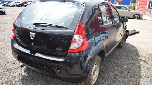 Dezmembrez Dacia Sandero1.2 B cod motor D4F 2