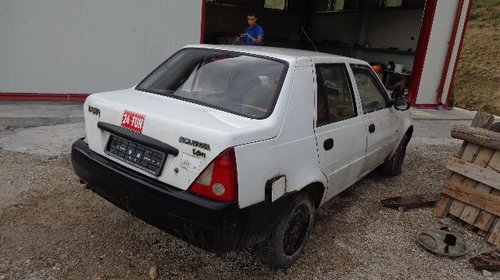 Dezmembrez DACIA solenza masina complecta