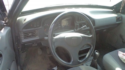 Dezmembrez Dacia Super Nova, an fabricatie 2001