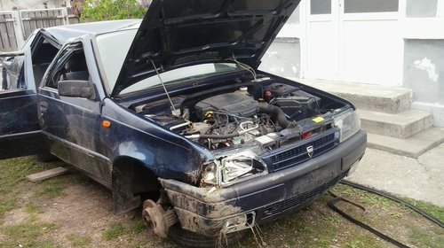 Dezmembrez Dacia Supernova 2002 motor 1.4i MPI