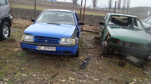 Dezmembrez Dacia Super nova din 20011.4 benzi