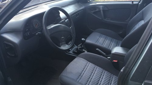 Dezmembrez Daewoo Espero 1995 berlina 1.8