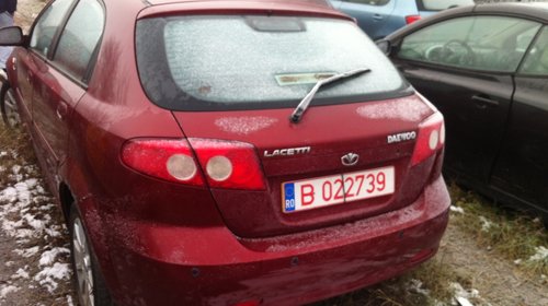 Dezmembrez Daewoo Lacetti