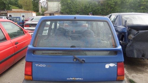 Dezmembrez Daewoo Tico din 2000