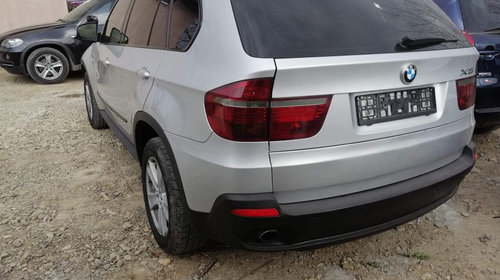 Dezmembrez dezmembrari Bmw x5 e70 motor 3.0 d Bara spate capota bara fata oglinda lonjeron trager far faruri aripa stângă dreaptă fata spate prag praguri brat fuzeta etrier planetara punte jug calandru