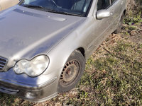 Dezmembrez/dezmembrari Mercedes C200 kompressor w203 an 2006 facelift in Cluj