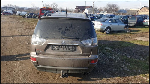 Dezmembrez / Dezmembrari Mitsubishi Outlander 2.2 cod 4n14 an 2011,Volan Stanga