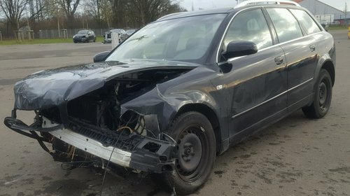 Dezmembrez / dezmembrari piese auto Audi A4 2