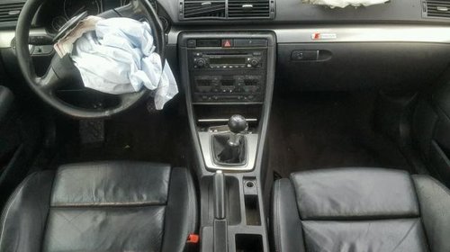 Dezmembrez / dezmembrari piese auto Audi A4 2002 2.0B ALT FJP 204110km