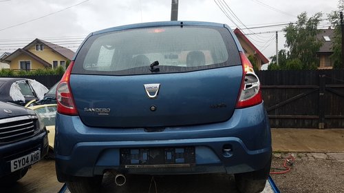 Dezmembrez dezmembrari piese auto Dacia Sandero 1.4 2008 2009