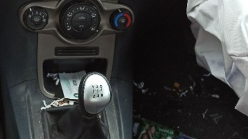 Dezmembrez / dezmembrari piese auto Ford Fiesta VI 1.6 tdci TZJB 5+1T 199039 km