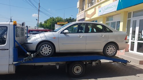 Dezmembrez dezmembrari piese auto Ford Focus MK3 1.6 benzina 2003 berlina sedane