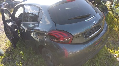 Dezmembrez / dezmembrari piese auto Peugeot 208 1.6hdi BH02 BHY 2017 35.000 km