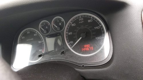 Dezmembrez / dezmembrari piese auto Peugeot 307 SW Combi 1.4 hdi 8HZ 144873 km