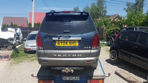 Dezmembrez dezmembrari piese auto Ssangyong Rexton 2.9 2003 2004