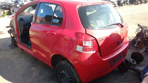 Dezmembrez / dezmembrari piese auto Toyota Yaris 2011 1.0B 1KR-FE 96074km