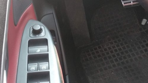 Dezmembrez / dezmembrari piese auto VW Eos 2.0TDI an 2010 motor CBAB cutie LTE km 104217