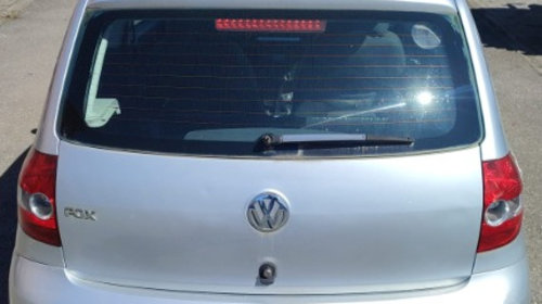 Dezmembrez / dezmembrari piese auto VW FOX 1.2b BMD cutie HUY 97.000 km