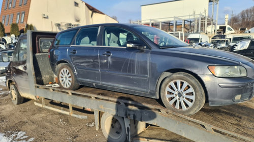 Dezmembrez dezmembrari Volvo V50 2.0 d an 2005 100KW