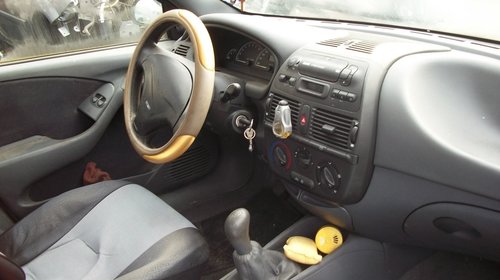 Dezmembrez Fiat Brava 1.6 16v an 1997