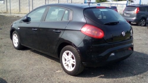 Dezmembrez Fiat Bravo II ,an 2008