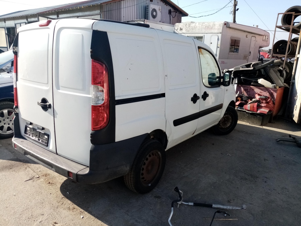 Dezmembrez Fiat Doblo 1,3 JTD