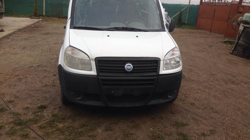 Dezmembrez Fiat Doblo Maxi