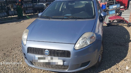 Dezmembrez Fiat Grande Punto 1.3 Multijet an 