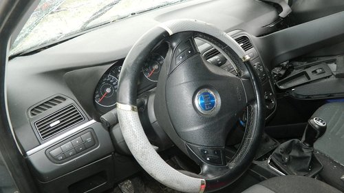 Dezmembrez Fiat Grande Punto, 2005-2009