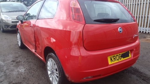 Dezmembrez Fiat Grande Punto 2006, 1.4 benzina