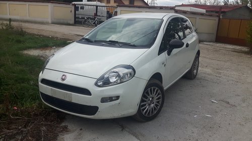 Dezmembrez Fiat Grande Punto 2011 1.4benzina 