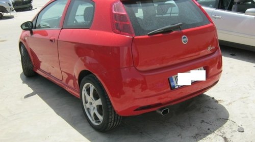 Dezmembrez Fiat Grande Punto din 2007, 1.9d,