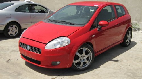 Dezmembrez Fiat Grande Punto din 2007, 1.9d,