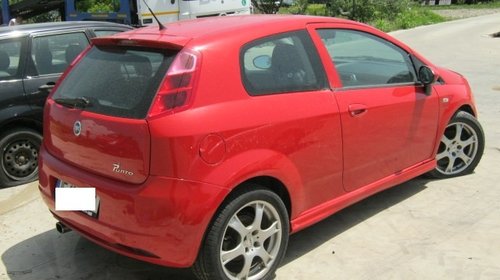 Dezmembrez Fiat Grande Punto din 2007, 1.9d,