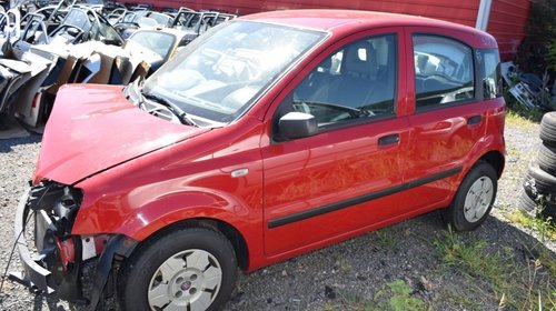 Dezmembrez Fiat Panda 1.1 benzina 2009